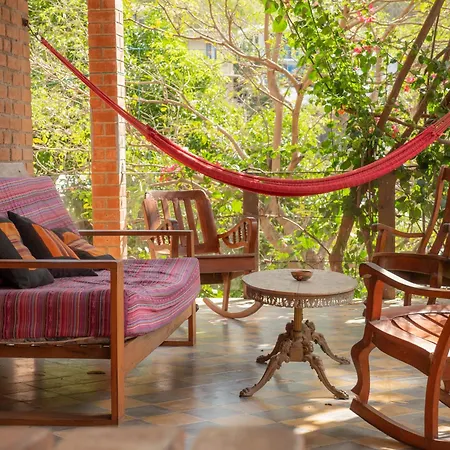 2 Bedroom Apartment In Lush Garden, 3 Blocks From Beach And Center Of San Juan San Juan del Sur Exterior photo